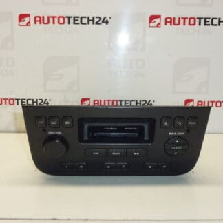 Autoradio mit CD Peugeot 406 9636704880 9643180280